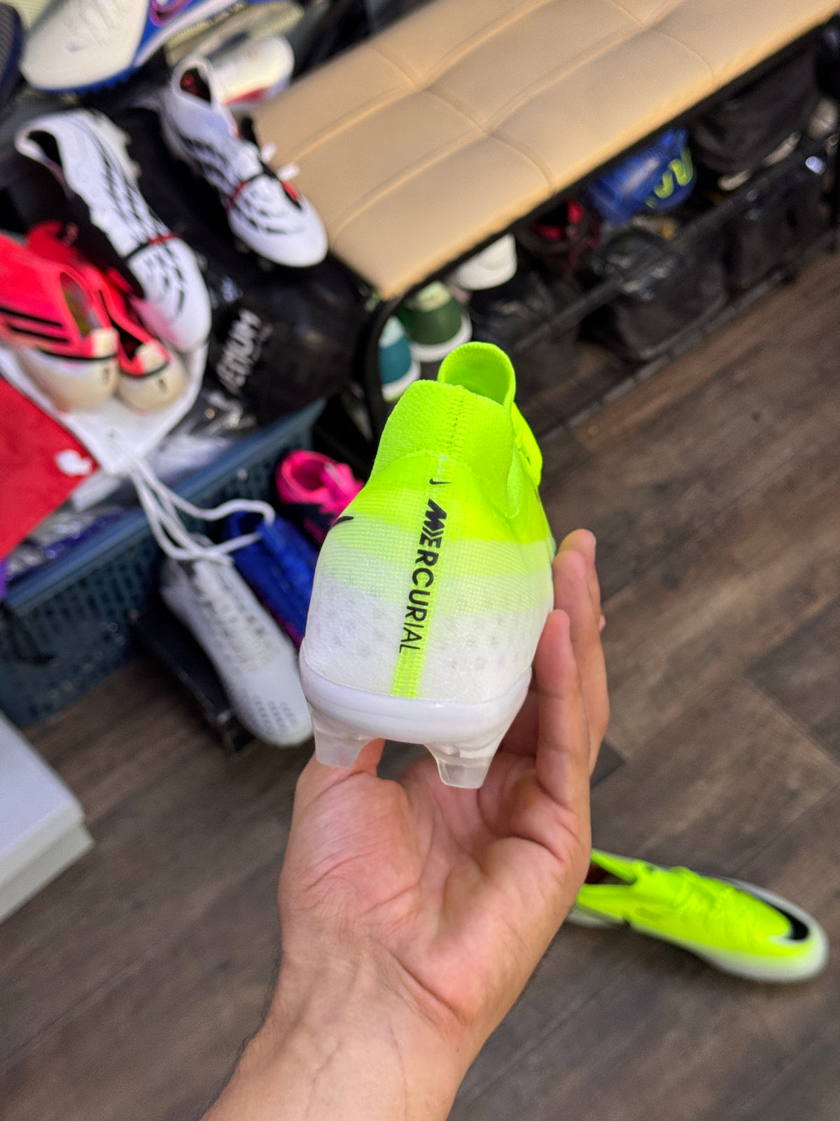 VAPOR 17 VERT ET BLANCH CRAMPON DE FOOT #720h#115