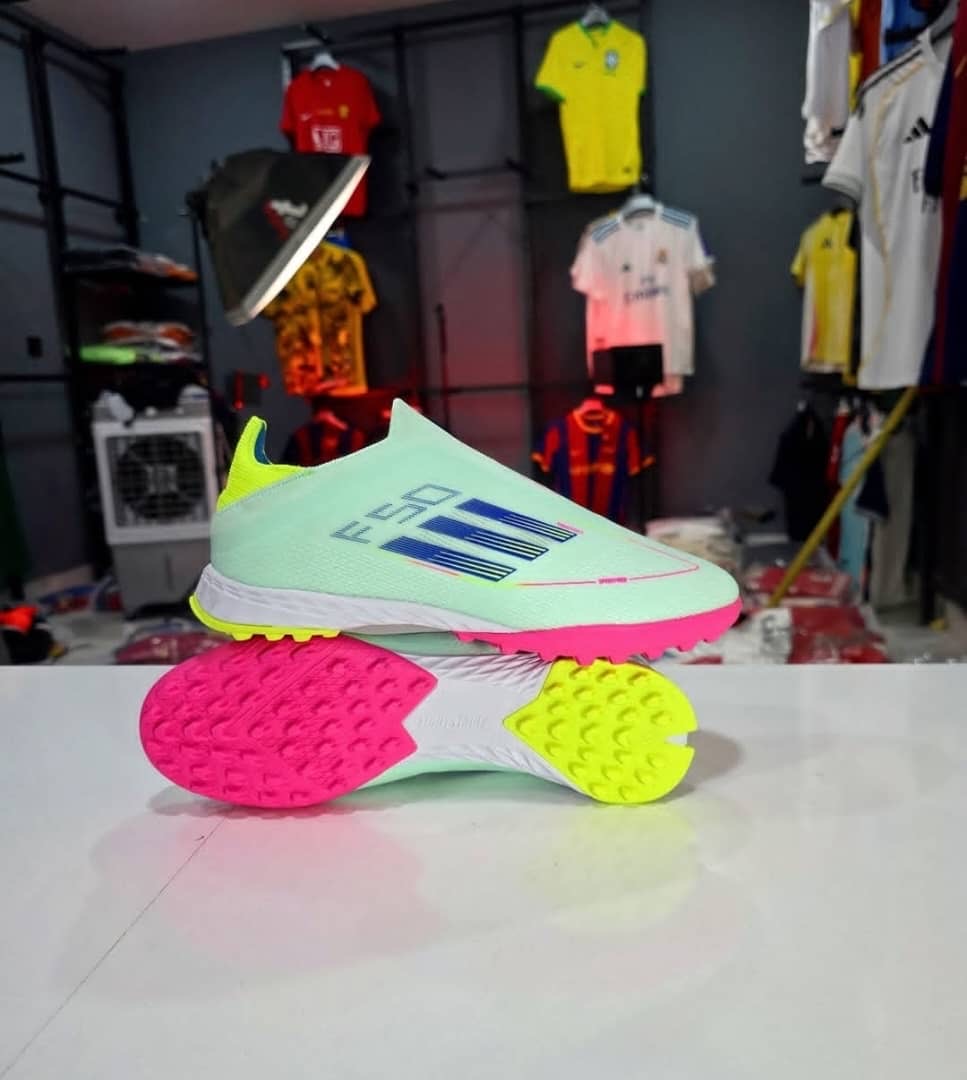 ADIDAS F50 SUPERGOOD #680h#85 (يمكنك فتح الطرد )