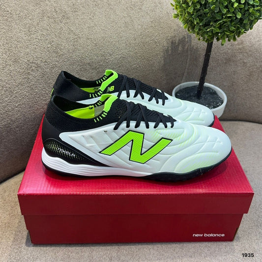 NEWBALANCE TAKELA TF #840h#155