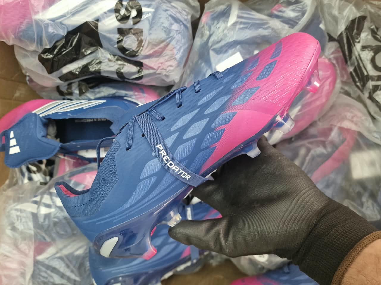 PREDATOR FG CRAMPON 26 BLUE