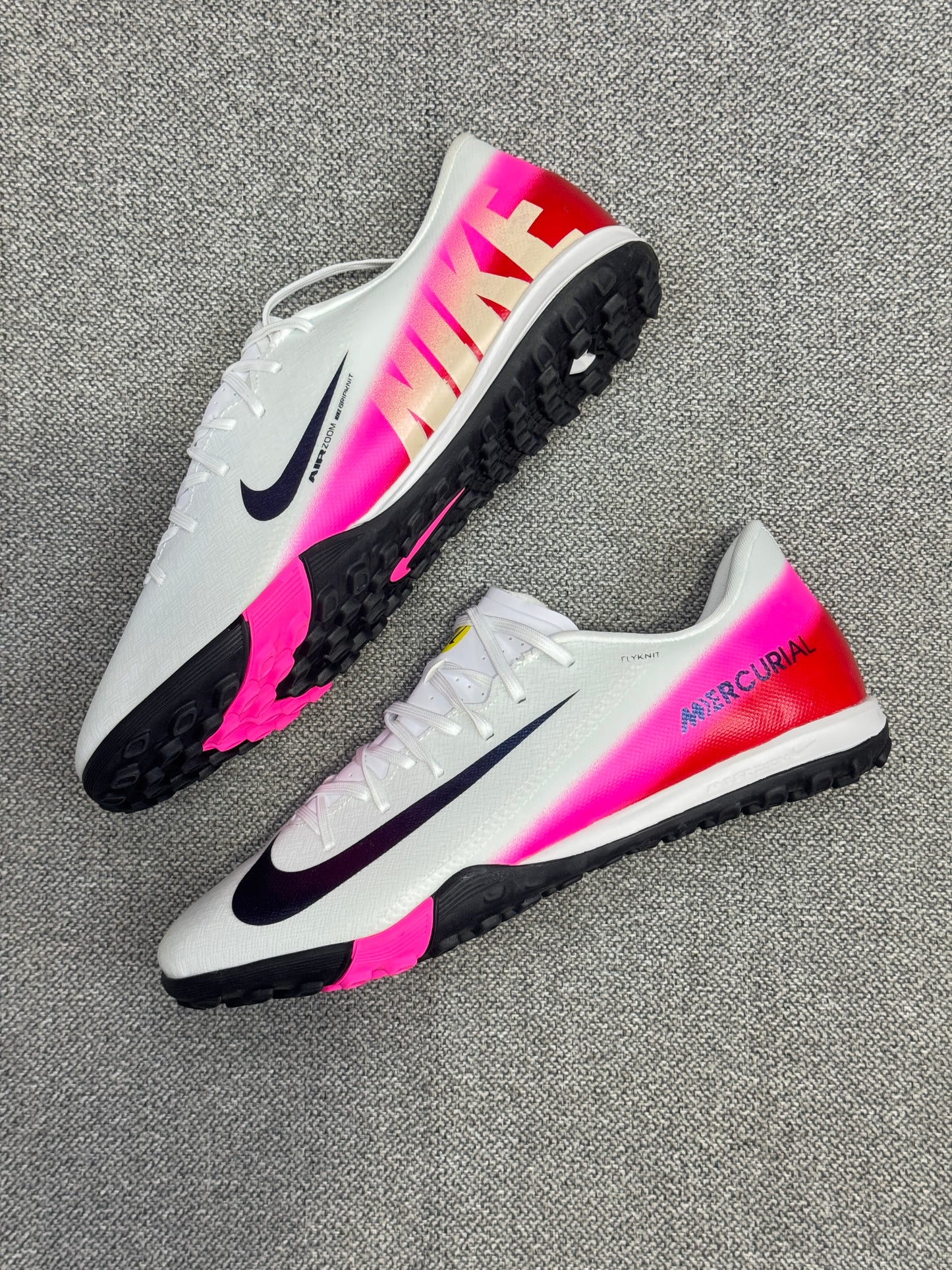 MERCURIAL FEARNOTHING IDENTIC 3LA SEMIPRO #h510#140
