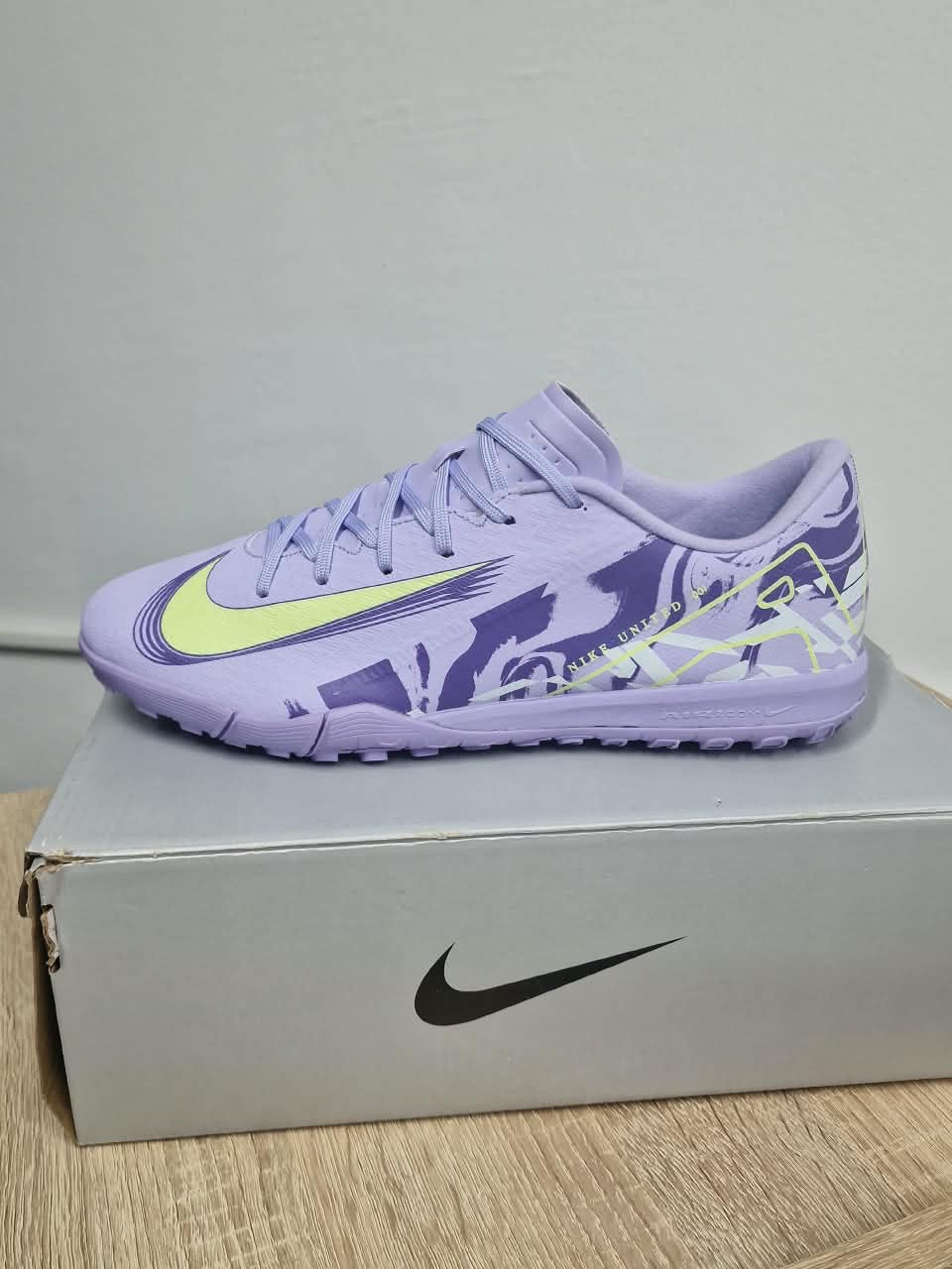 MERCURIAL VAPOR 16 TOUT-TERRAIN VERT ET ROSE #500h#95