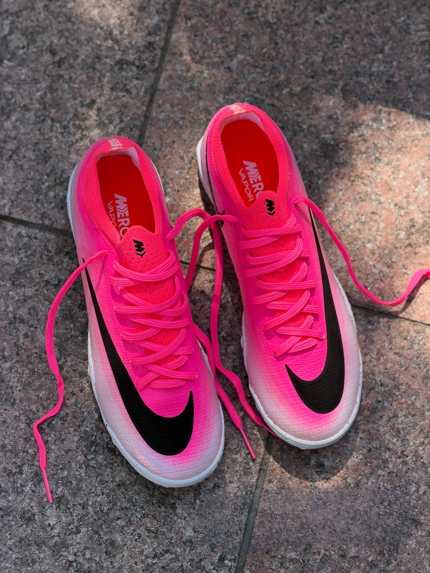 VAPOR 17 MERCURIAL TOUT-TERRAIN #810h#135