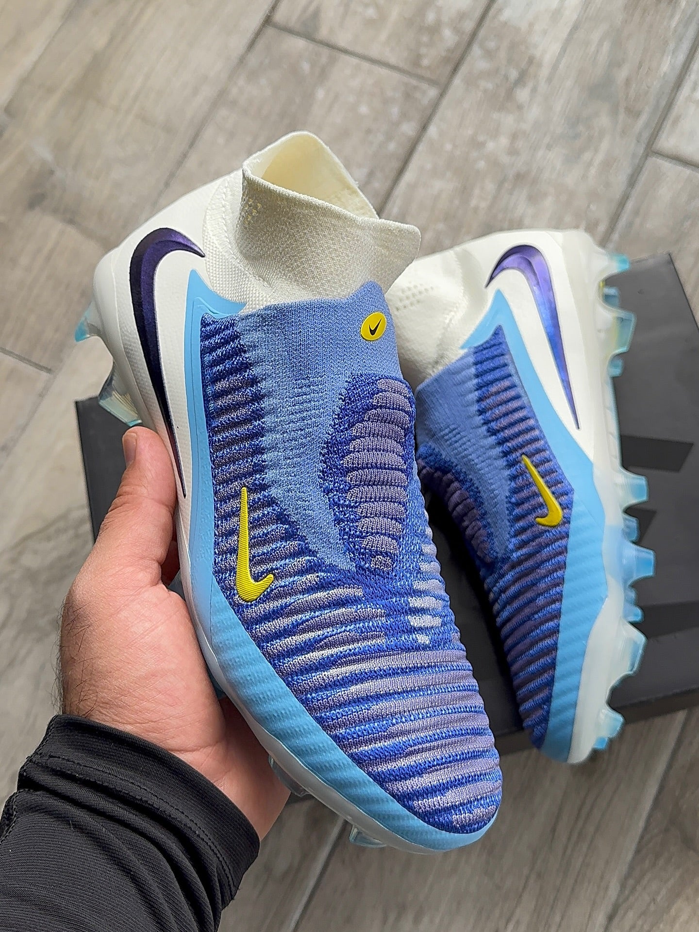 CRAMPON PHANTOM 6 COPIER-ELITE SUPERGOOD MEILLEURE FINITION #850h#150 (PEUT-OUVRIR ET ESSAYER )