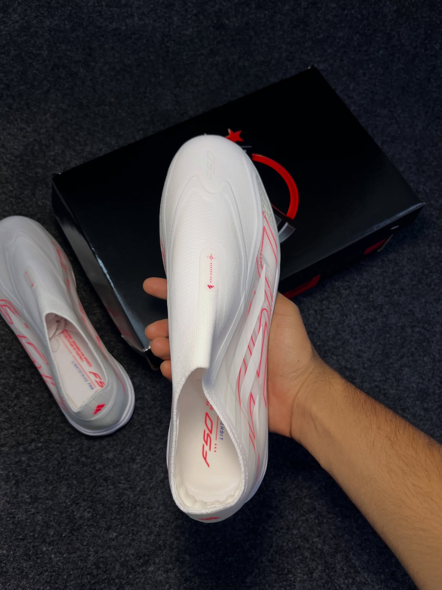 TOUT-TERRAIN F50 WHITE HYPERFAST DE FOOTBALL #810h#170