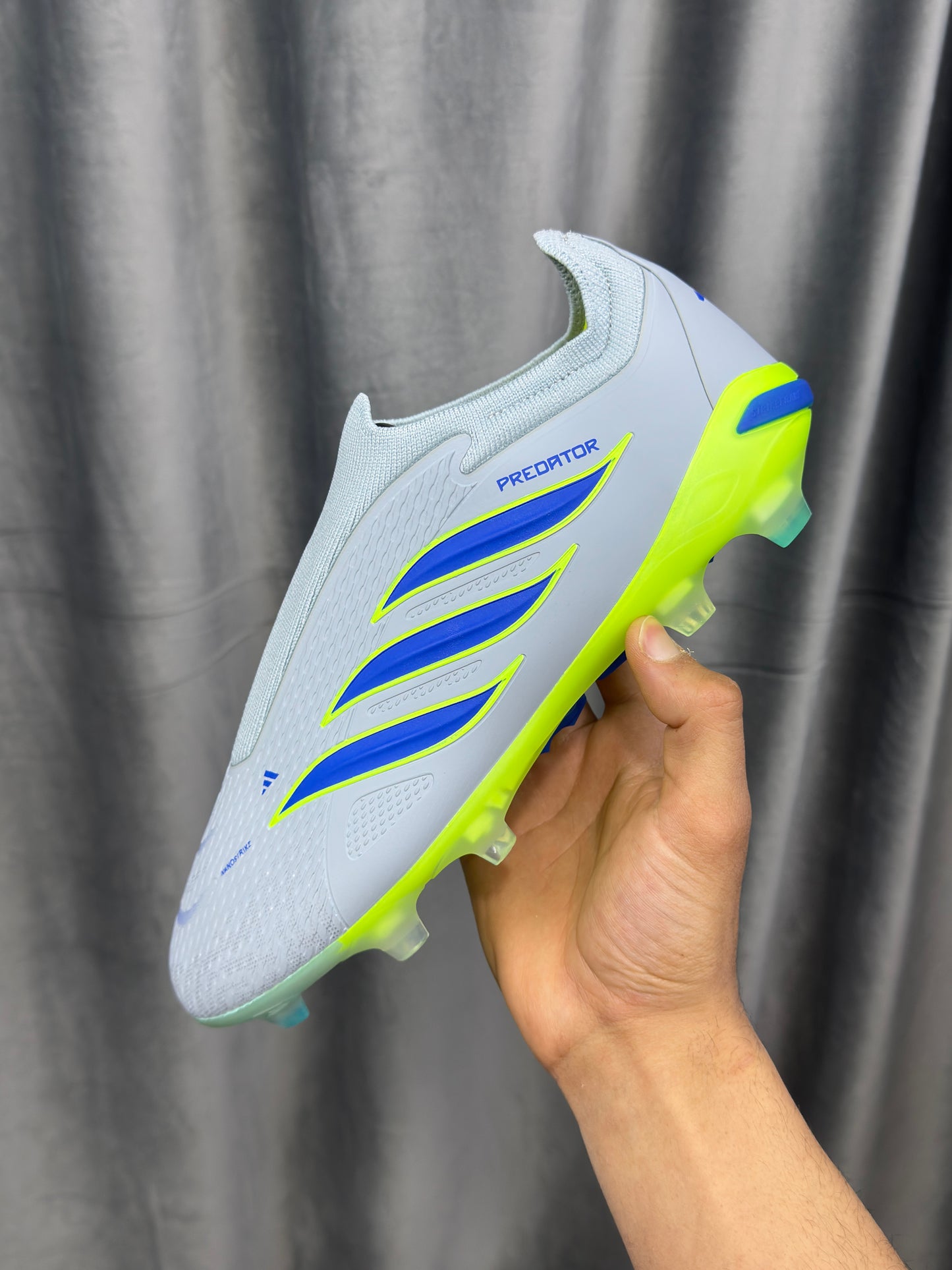 CRAMPON PREDATOR 26 AVEC DEMIBAS #590h#50