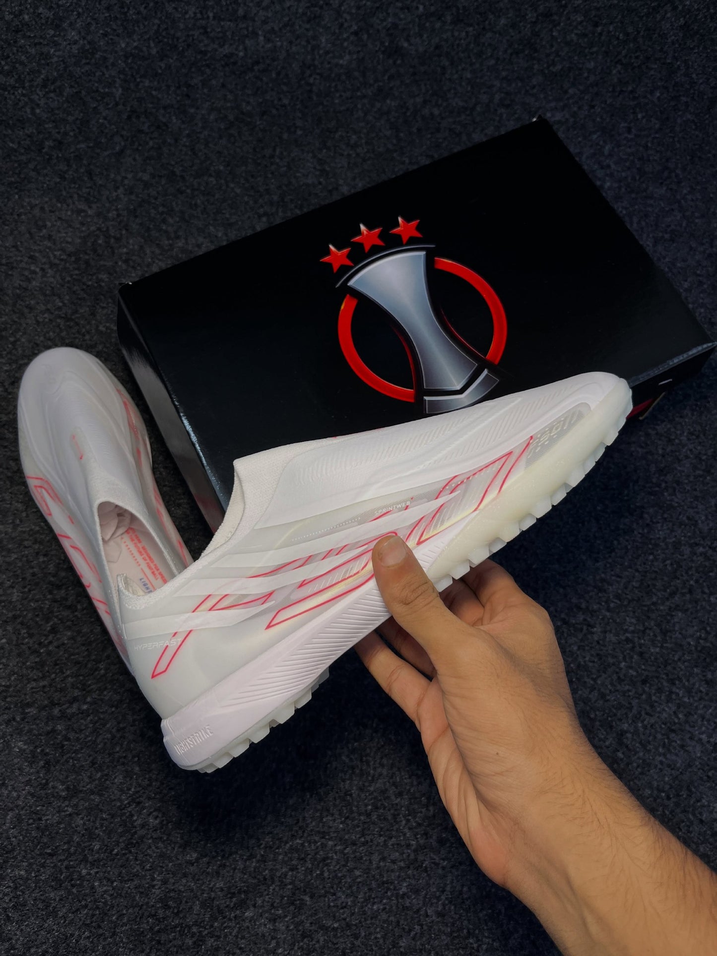 TOUT-TERRAIN F50 WHITE HYPERFAST DE FOOTBALL #810h#170