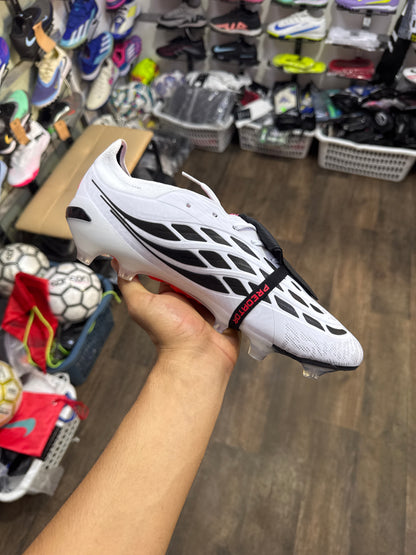 PREDATOR 26 CRAMPON #830h#125
