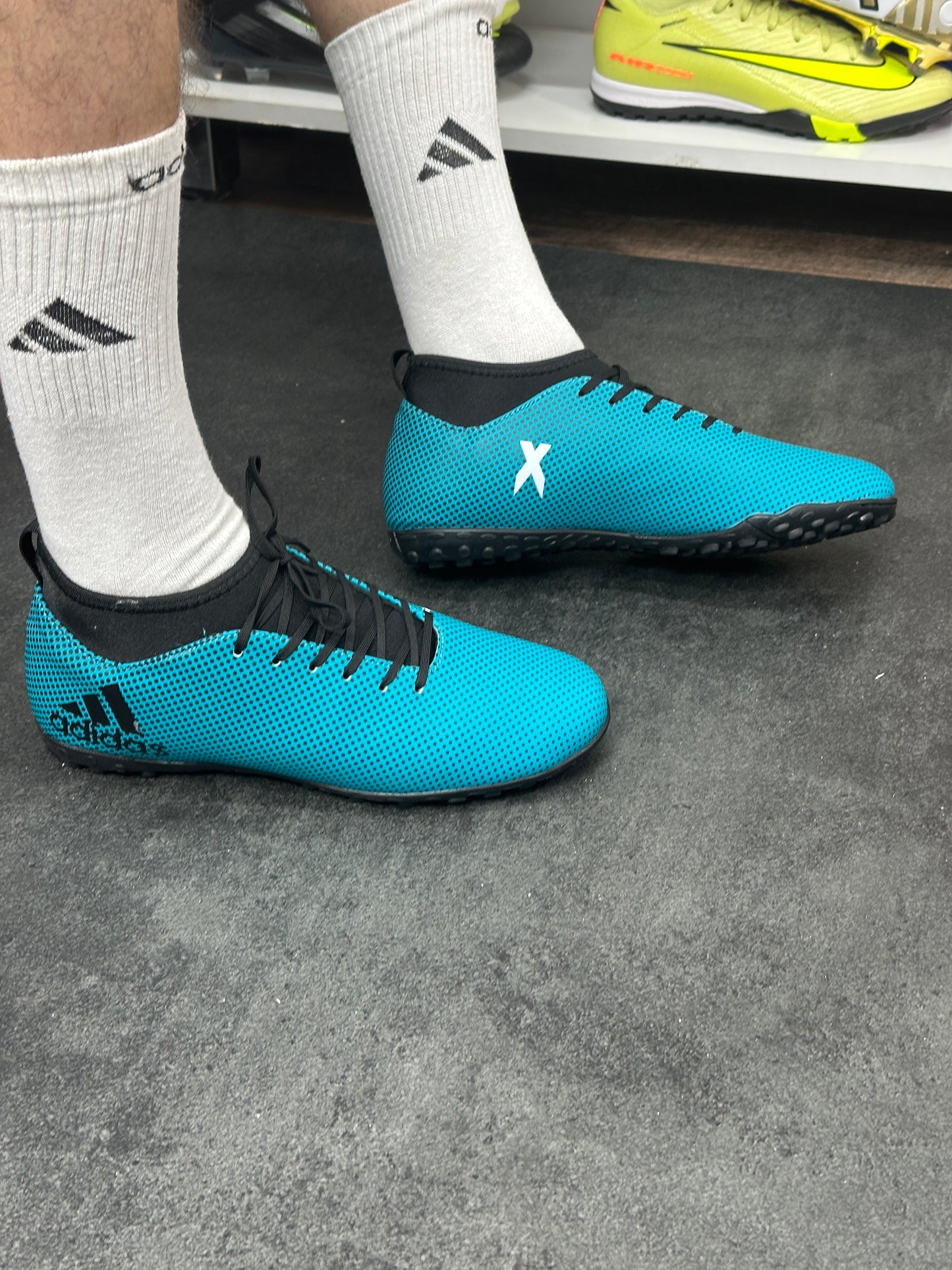 TOUT-TERRAIN ADIDASS X GOODQUALITÉ + DEMIBAS GRATUIT #280#105