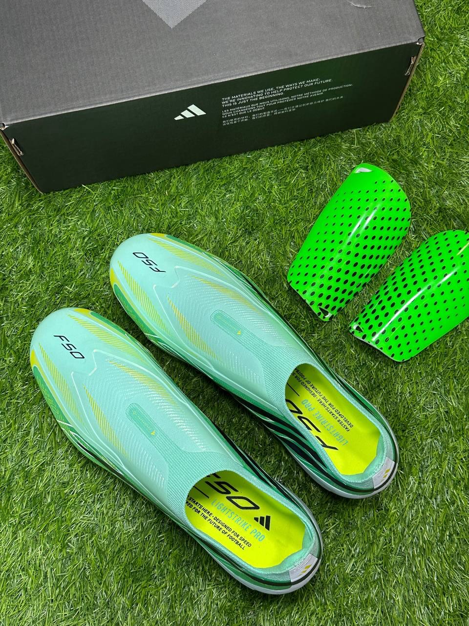 CRAMPON F50 VERT DE FOOT 2027 #790h#130