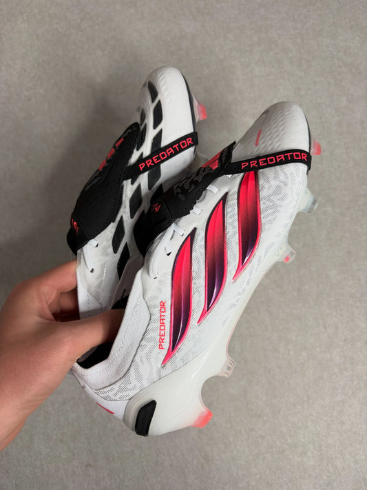 PREDATOR 26 CRAMPON #830h#125