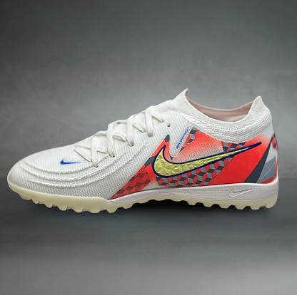NIKE PHANTOM GX SUPERGOOD #730h#110 (يمكنك فتح الطرد وقياس الحذاء )