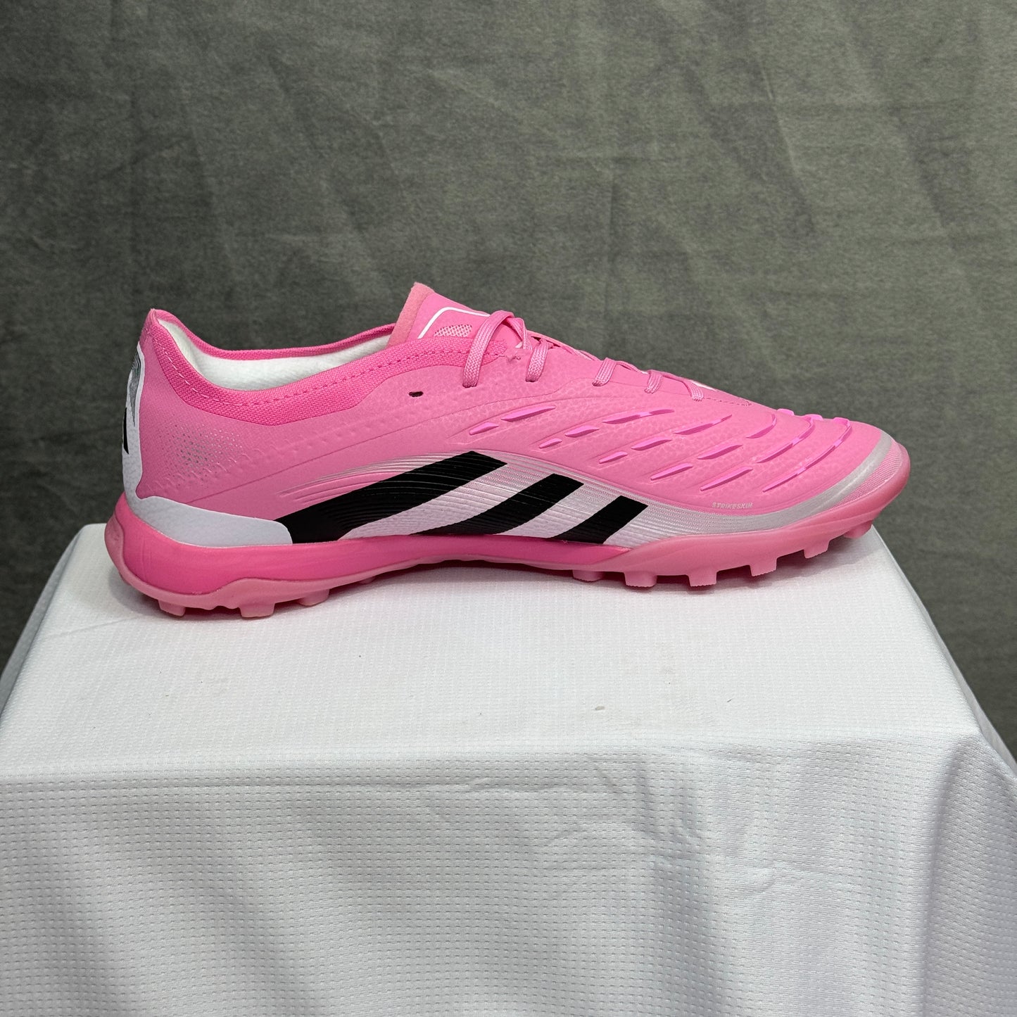 PREDATOR ROSE SUPERQUALITÉ+🎁#700h#125