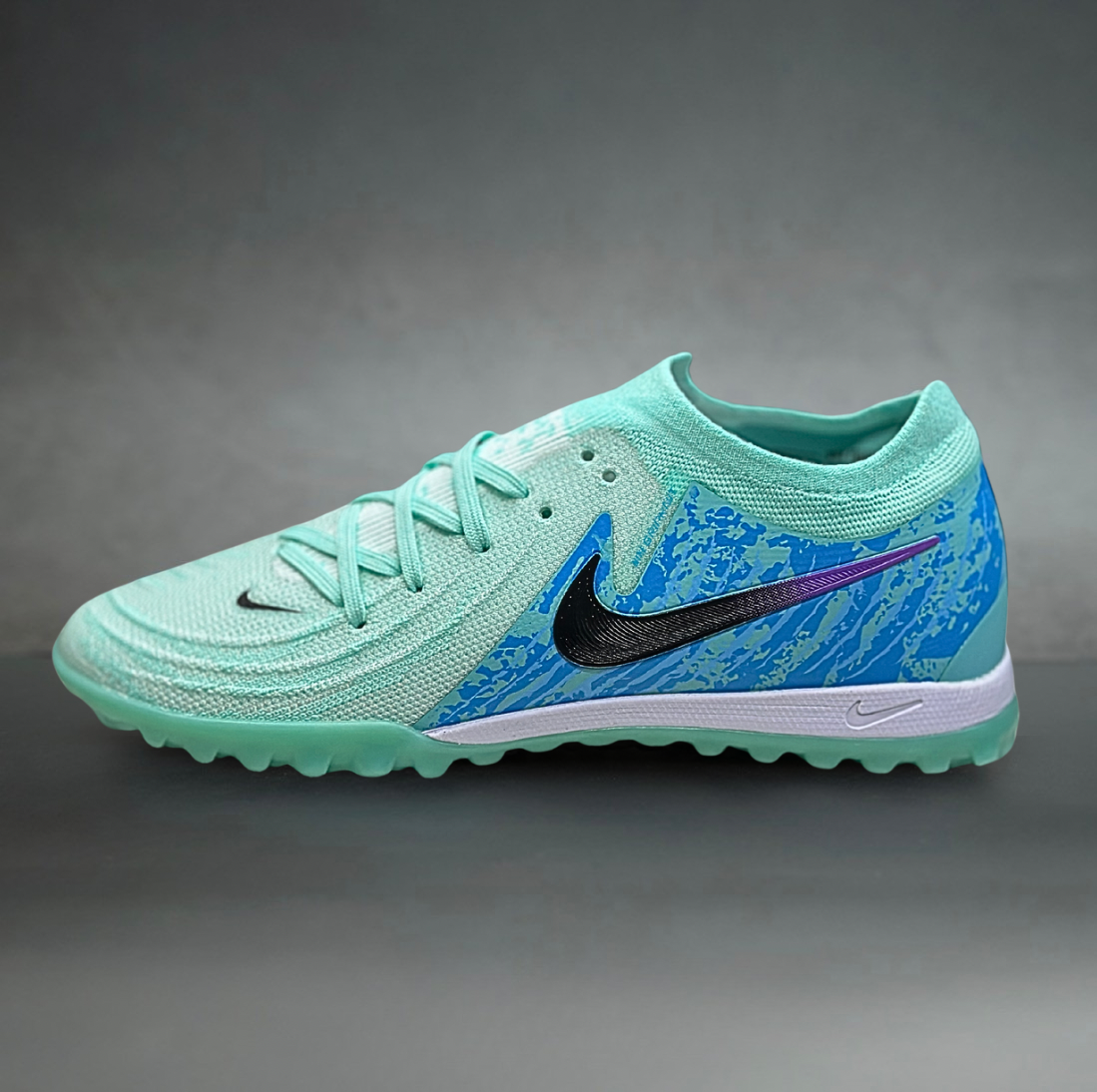 CHAUSSURE DE FOOTBALL NIKE PHANTOM GX II SUPERGOOD #760h#145 (يمكنك فتح الطرد )