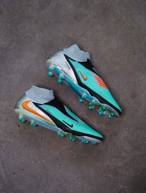 CRAMPON PHANTOM 6 COPIER-ELITE SUPERGOOD MEILLEURE FINITION #850h#150 (PEUT-OUVRIR ET ESSAYER )