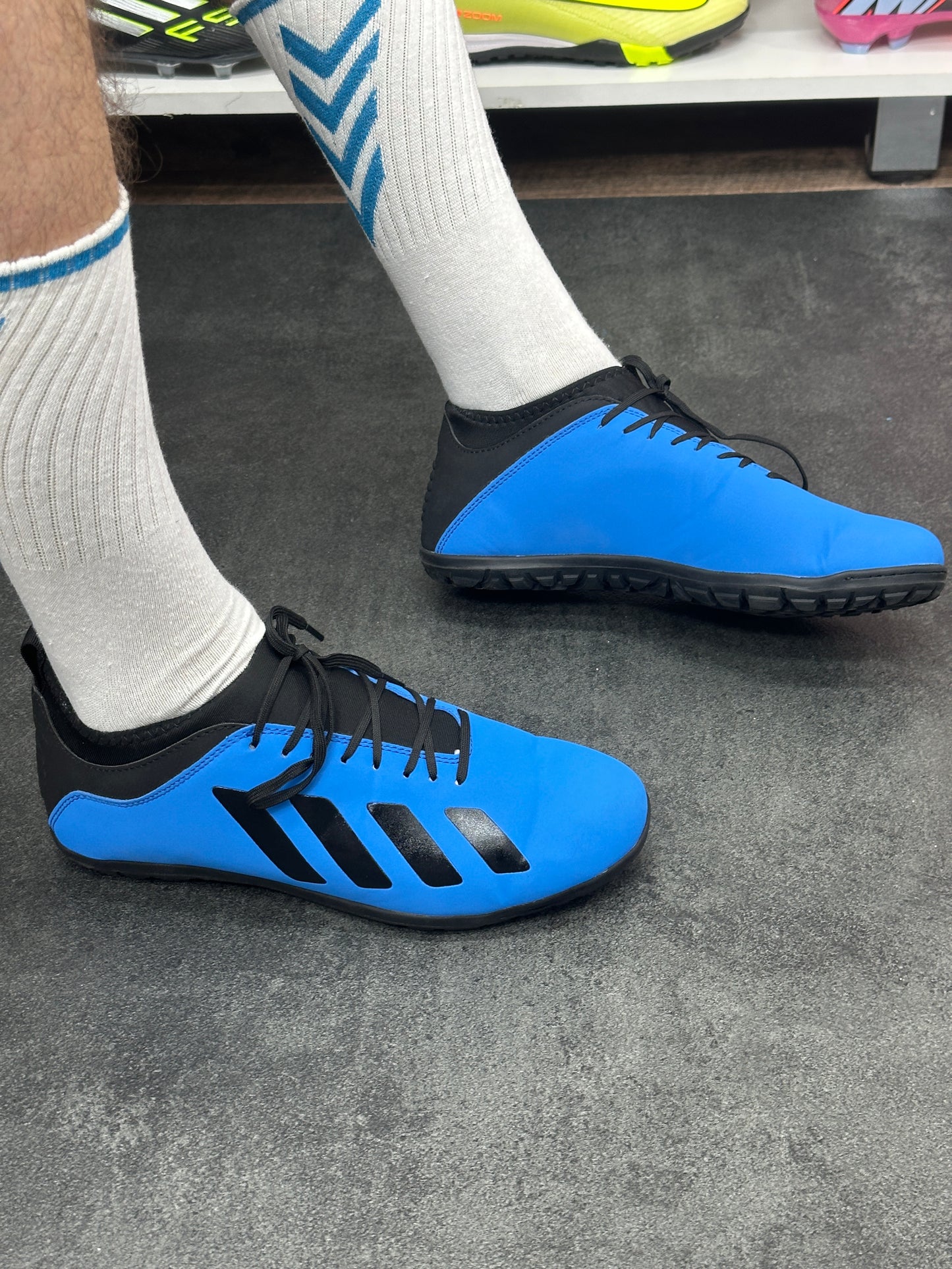 TOUT-TERRAIN GOOD QUALITY 4 BOND #280h#135 (يمكنك فتح الطرد )