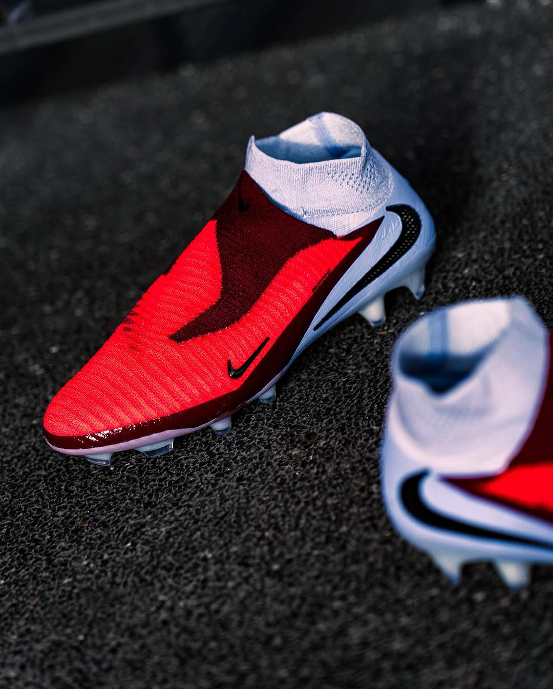 CRAMPON PHANTOM 6 COPIER-ELITE SUPERGOOD MEILLEURE FINITION #850h#150 (PEUT-OUVRIR ET ESSAYER )