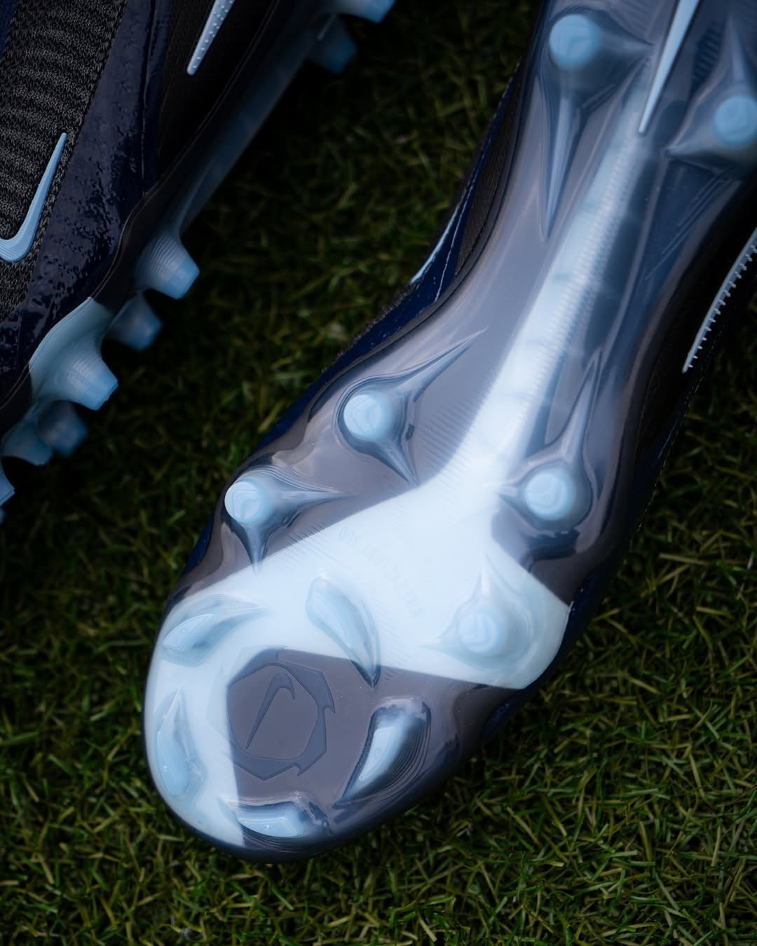 CRAMPON PHANTOM 6 COPIER-ELITE SUPERGOOD MEILLEURE FINITION #850h#150 (PEUT-OUVRIR ET ESSAYER )