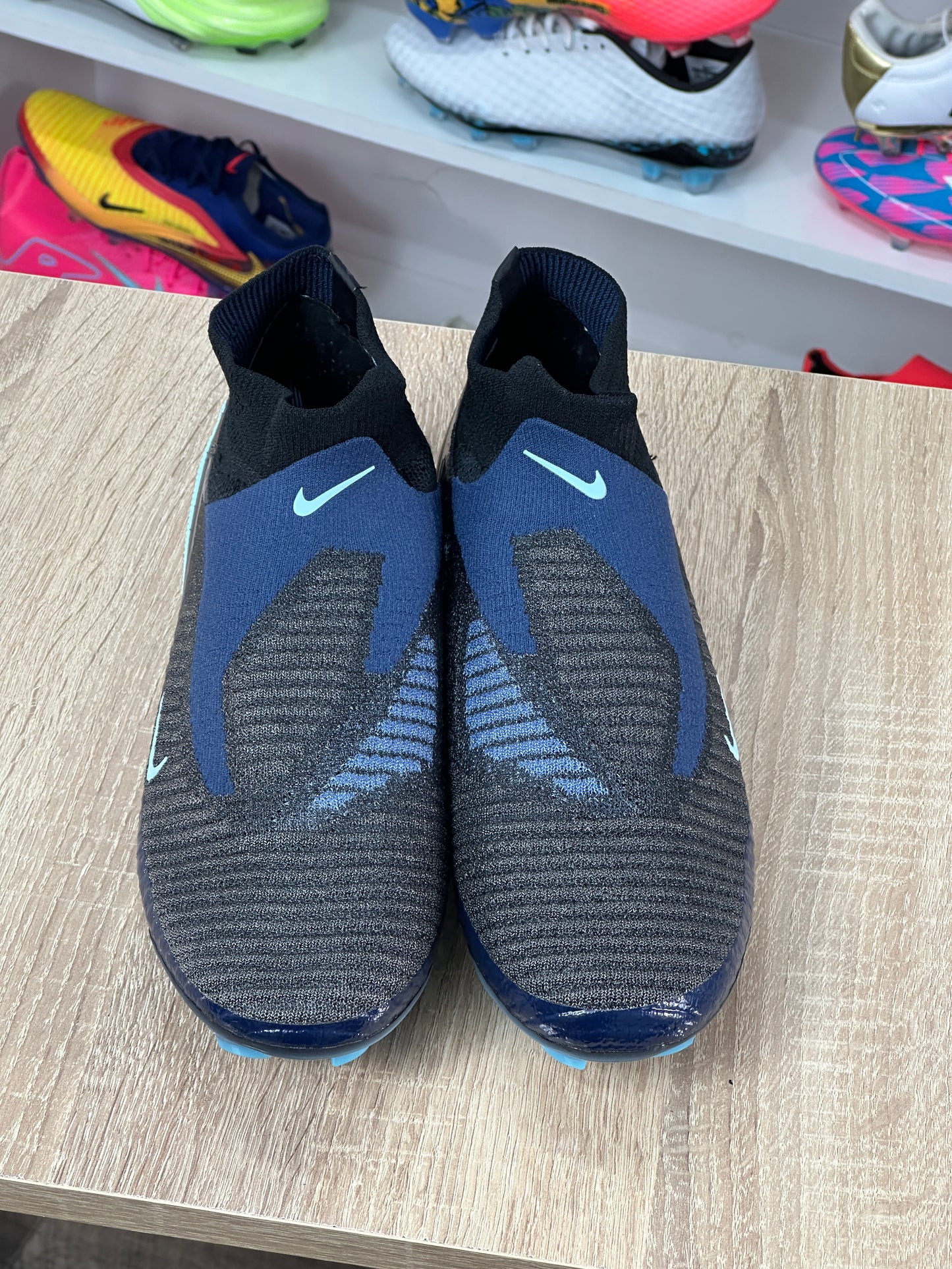 CRAMPON PHANTOM 6 COPIER-ELITE SUPERGOOD MEILLEURE FINITION #850h#150 (PEUT-OUVRIR ET ESSAYER )