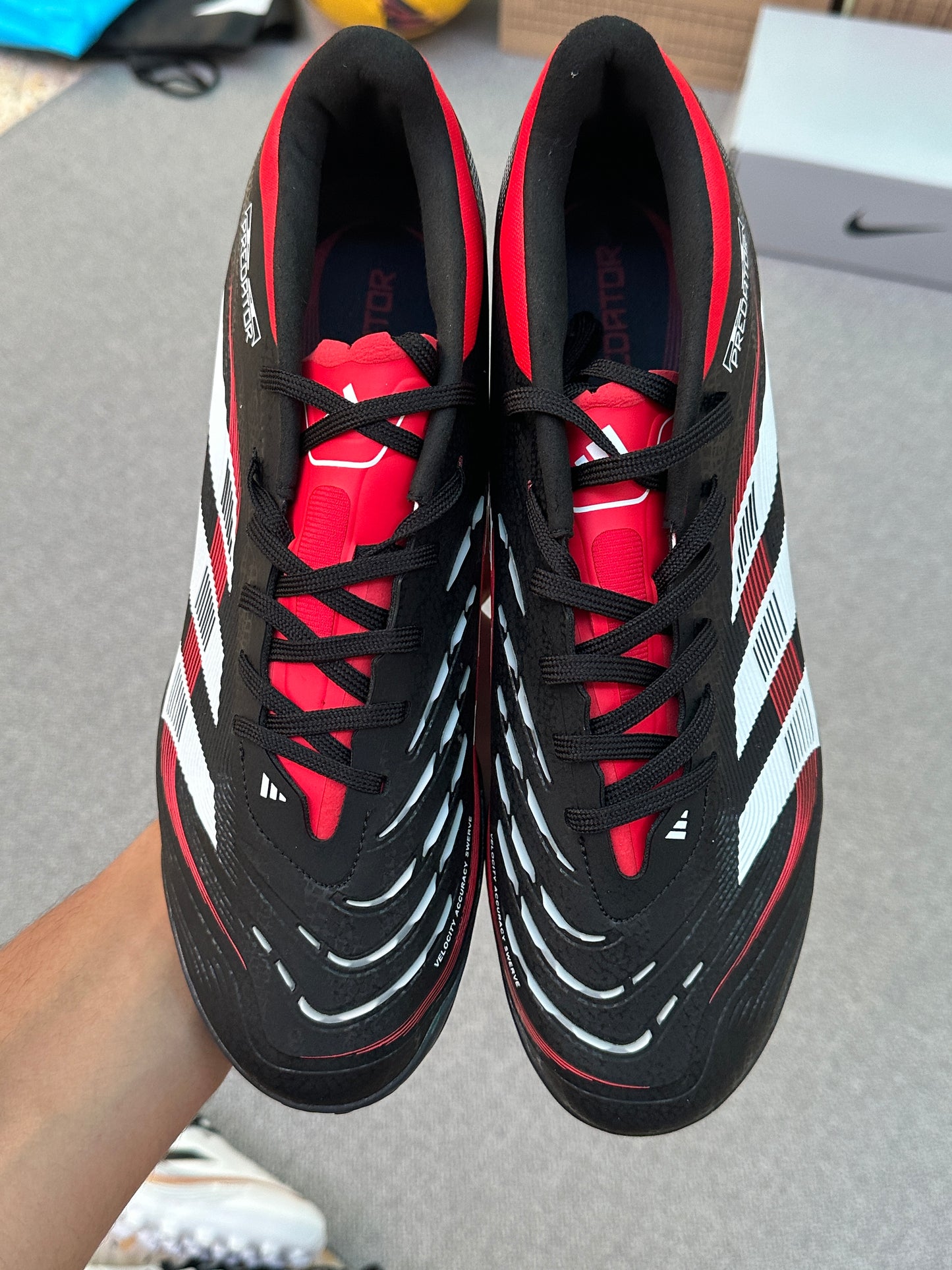 PREDATTOR 25 SUPERGOOD COPIERELITE PARFAIT + CADEUX #810#140(يمكن فتح )