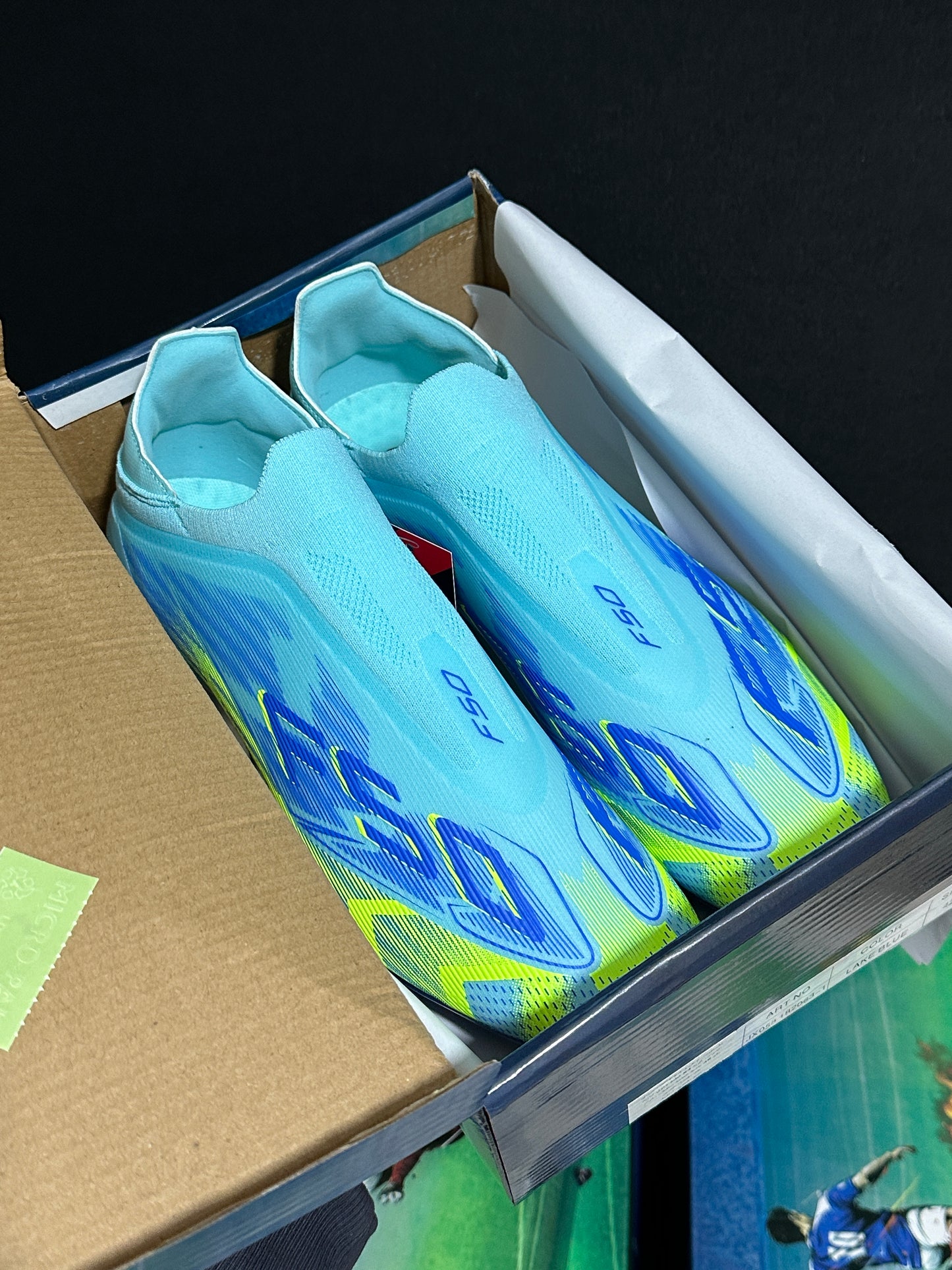 CRAMPON F50 HAUTE-QUALITÉ BLUE AVEC LA BOITE ORIGINAL #410#50