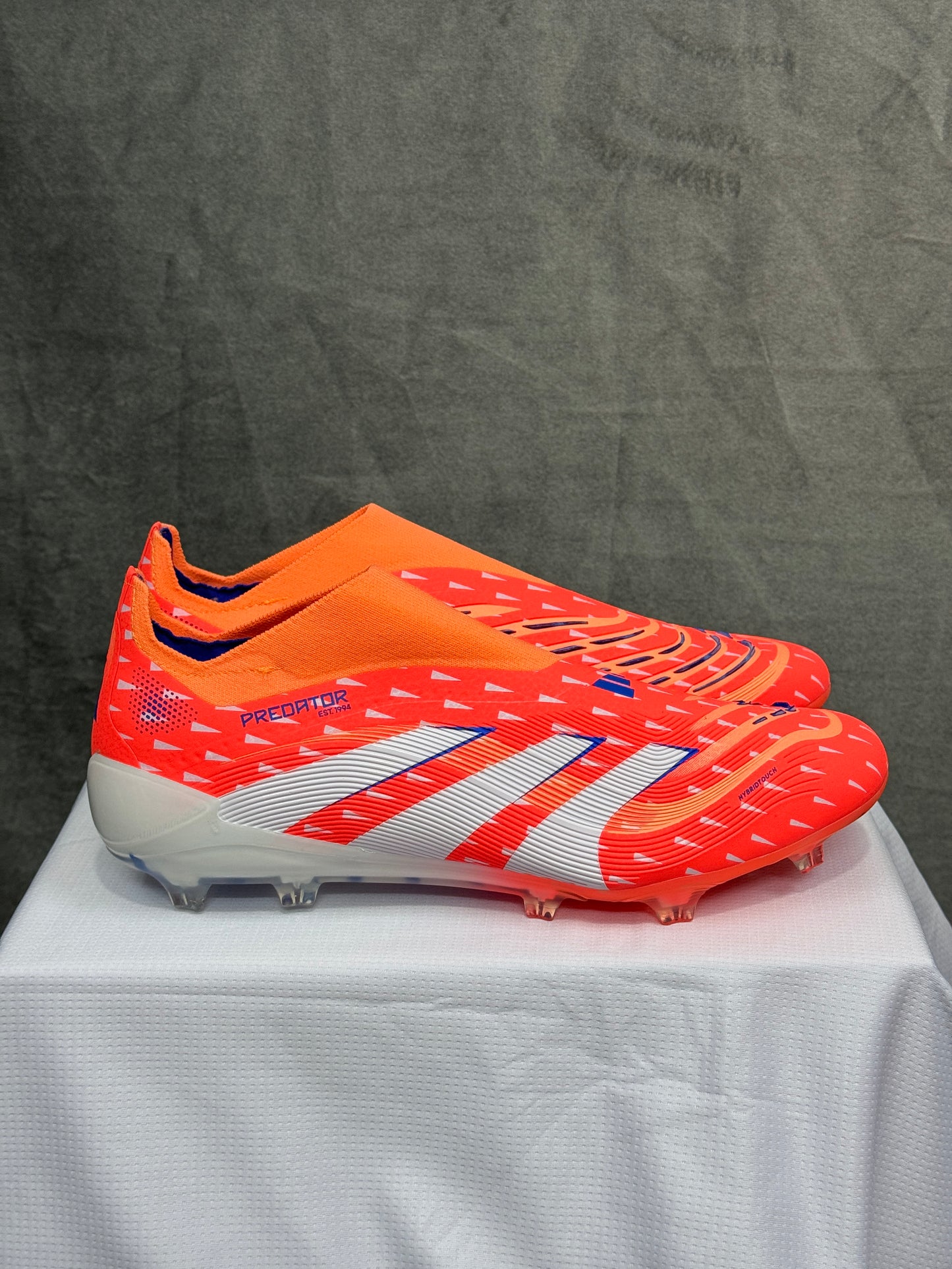 PREDATOR CRAMPON FG AVEC DEMIBAS #700h#45